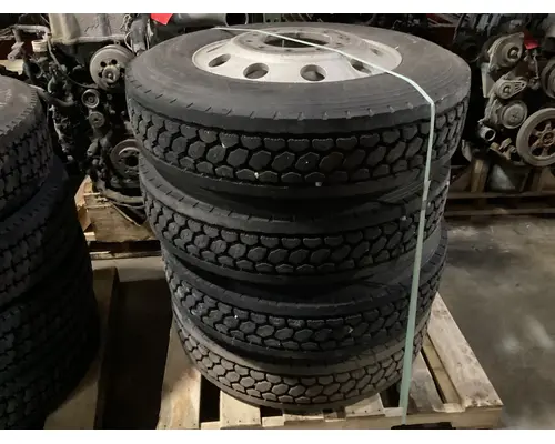 Tire And Rim Pilot 24.5 ALUM Vander Haags Inc WM