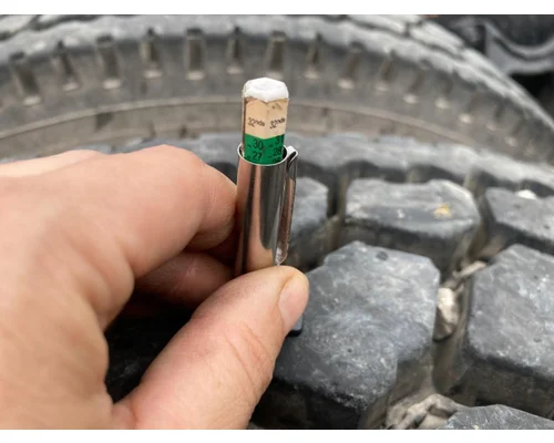 Pilot 24.5 ALUM Tire and Rim