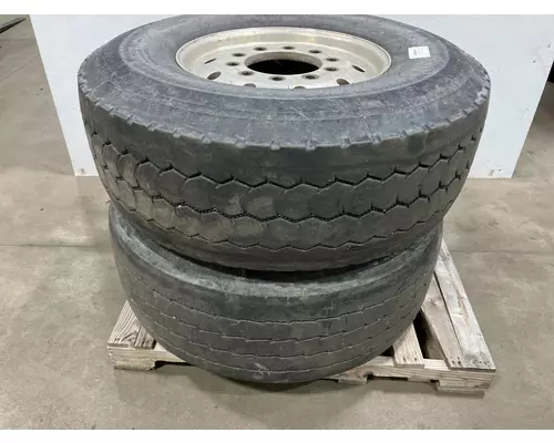 Pilot SUPER SINGLE Tire and Rim