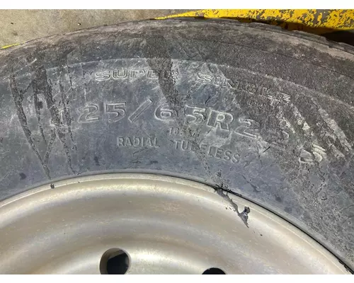 Pilot SUPER SINGLE Tire and Rim