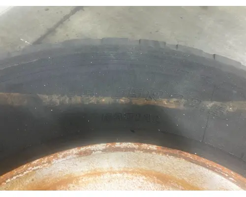 Pilot SUPER SINGLE Tire and Rim