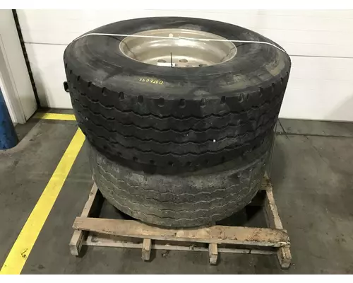 Pilot SUPER SINGLE Tire and Rim