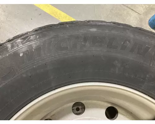 Pilot SUPER SINGLE Tire and Rim