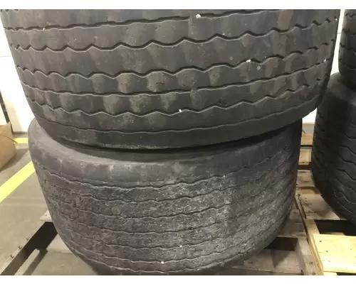 Pilot SUPER SINGLE Tire and Rim