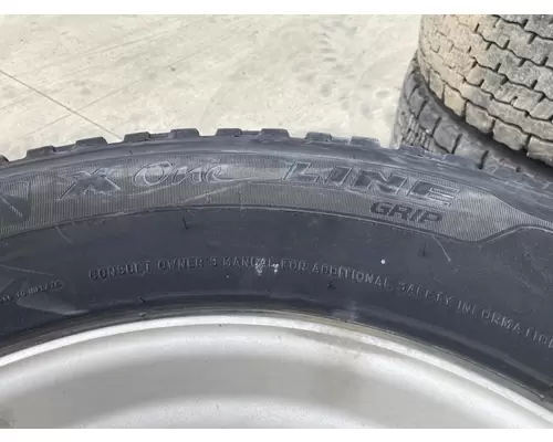 Pilot SUPER SINGLE Tire and Rim