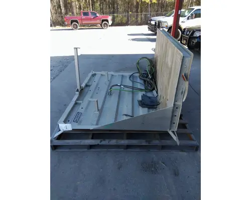 Headache Rack PROTECH ALL LKQ Evans Heavy Truck Parts