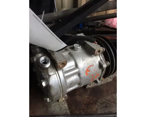 Air Conditioner Compressor QUE QP7H15 Charlotte Truck Parts,inc.