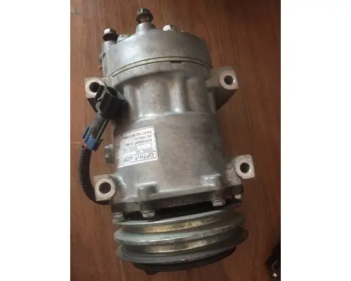 Air Conditioner Compressor QUE QP7H15 Charlotte Truck Parts,inc.