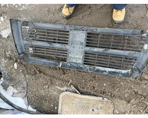 RAM 5500 Grille