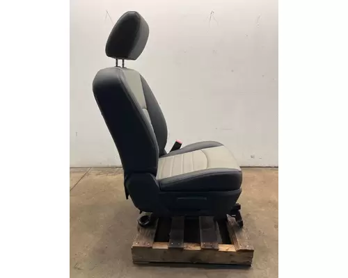 RAM 5500 Seat, Front