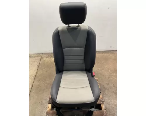 RAM 5500 Seat, Front