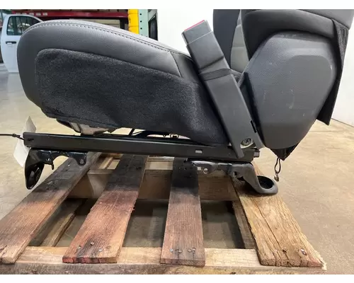RAM 5500 Seat, Front