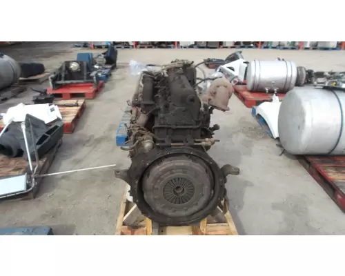 RENAULT 6 CYL ENGINE ASSEMBLY