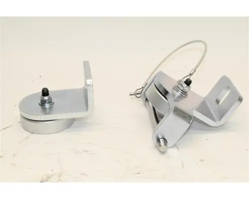 RETRAC  Bumper Bracket, Front