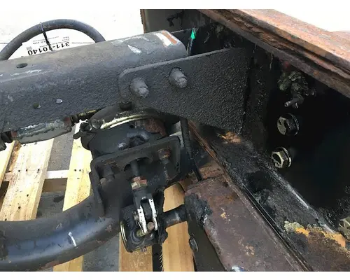 REYCO GRANNING L225 Tag Axle