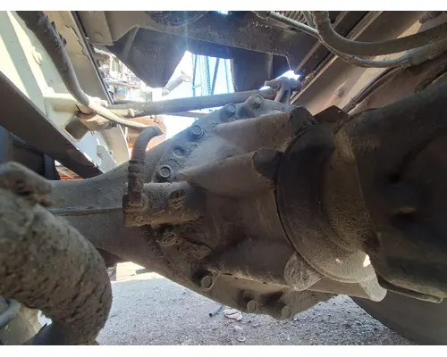 REYCO 102AR Cutoff Single Axle
