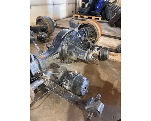 ROCKWELL Cascadia Axle Assembly, Rear