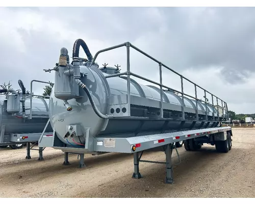 ROUGHNECK S 130BBL VAC TANKER RentalLease