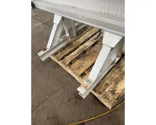 Road Gear Cab rack Headache Rack