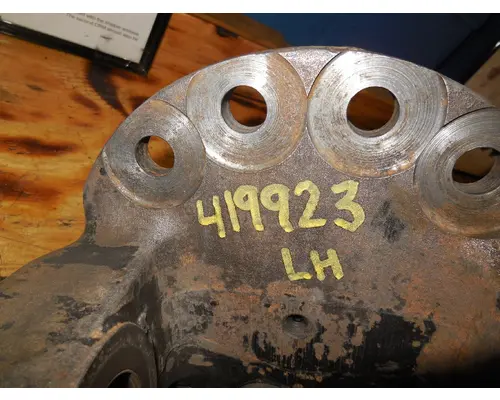 Spindle / Knuckle, Front ROCKWELL/MERTIOR C7500 Michigan Truck Parts