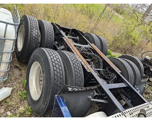 Rears (Matched Set) ROCKWELL MT40-14X Truck Salvage International Inc