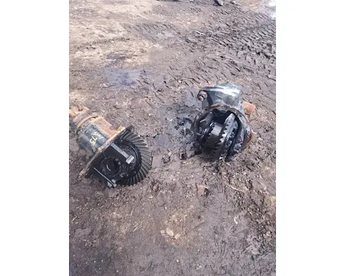 Rears (Matched Set) ROCKWELL RR20145 Truck Salvage International Inc