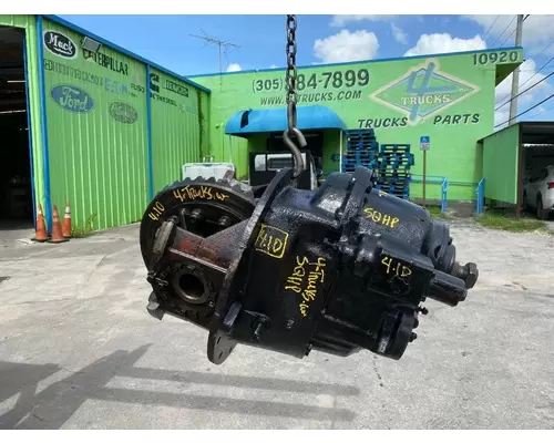 Differential Assembly (Front, Rear) ROCKWELL SQHP 4-trucks Enterprises LLC