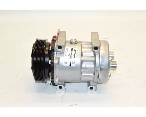 SANDEN 7H15 AC Compressor