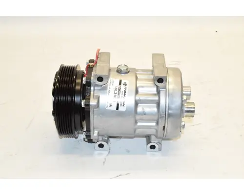 SANDEN 7H15 Air Conditioner Condenser