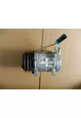 SANDEN U 4896 Air Conditioner Compressor