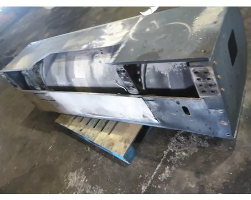 SIDE RAIL TANKS ENCLOSED CNG FUEL SYSTEM