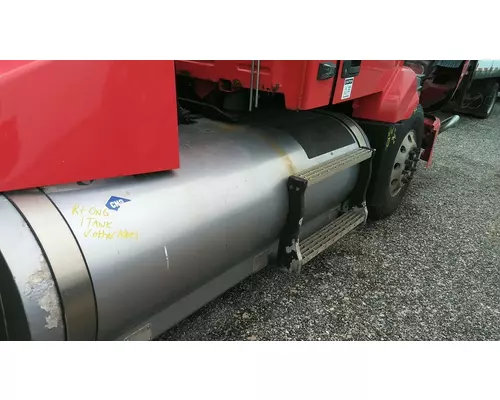 SIDE RAIL TANKS ENCLOSED CNG FUEL SYSTEM