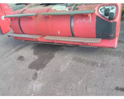 SIDE RAIL TANKS ENCLOSED CNG FUEL SYSTEM