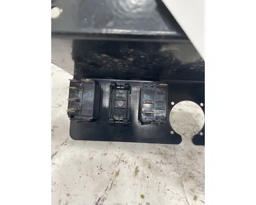 SPARTAN Advantage Dash  Console Switch
