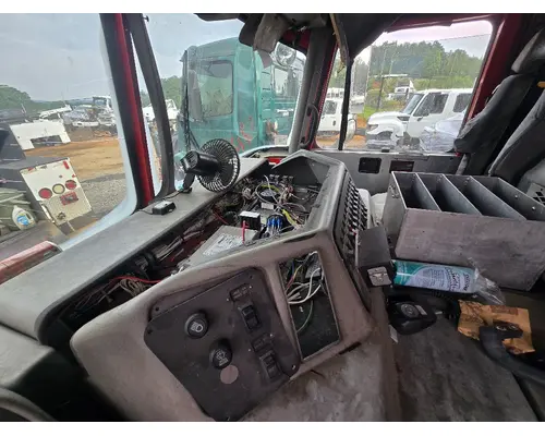 SPARTAN Gladiator Cab