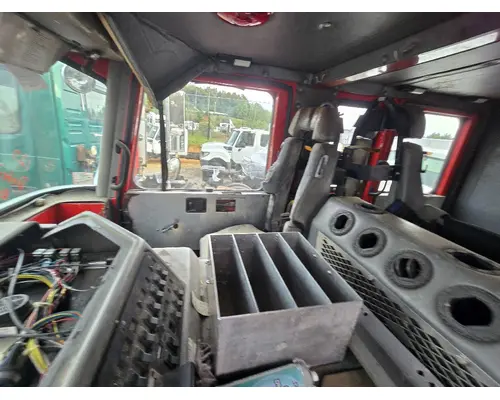 SPARTAN Gladiator Cab