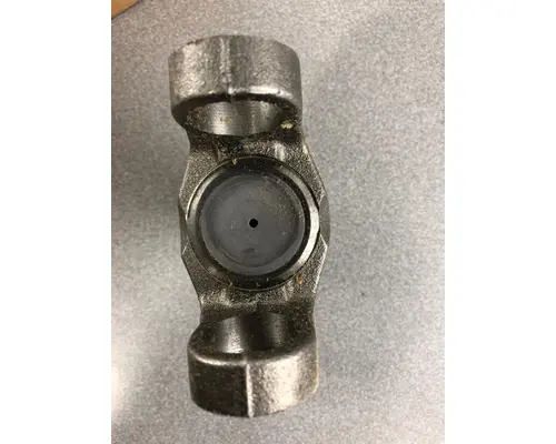 SPICER/DANA  1310 YOKE