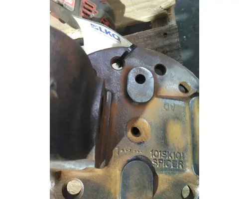 SPICER 101SK100 SPINDLEKNUCKLE, FRONT