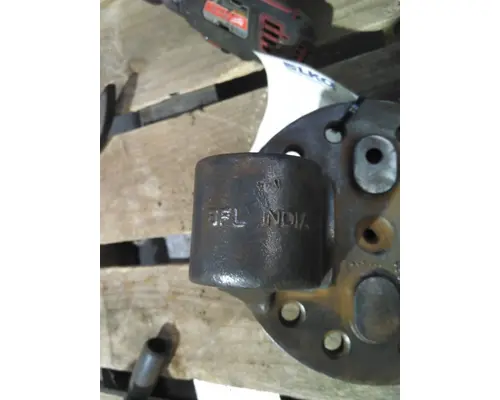 SPICER 101SK100 SPINDLEKNUCKLE, FRONT