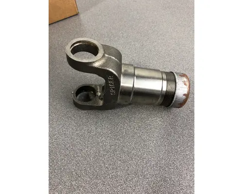 SPICER 1310 YOKE