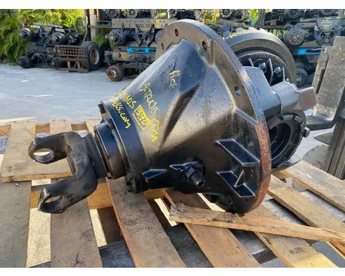 SPICER 23060S Differential Assembly (Front, Rear)