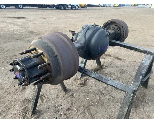 SPICER 337 Axle Assembly, Rear