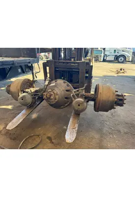 SPICER 4.10 Axle Assembly, Rear