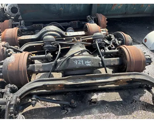 SPICER 4.10 Axle Assembly, Rear