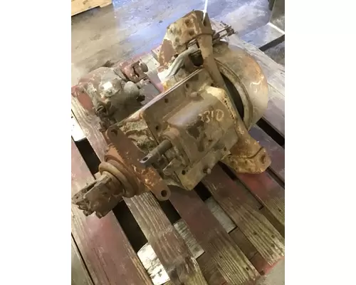 SPICER 5831D AUXILIARY TRANSMISSION