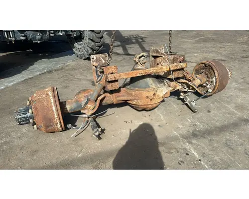 SPICER 6.50 Axle Assembly, Rear