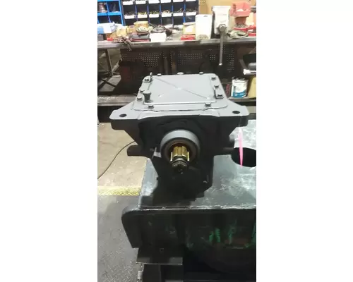 SPICER 7041 AUXILIARY TRANSMISSION