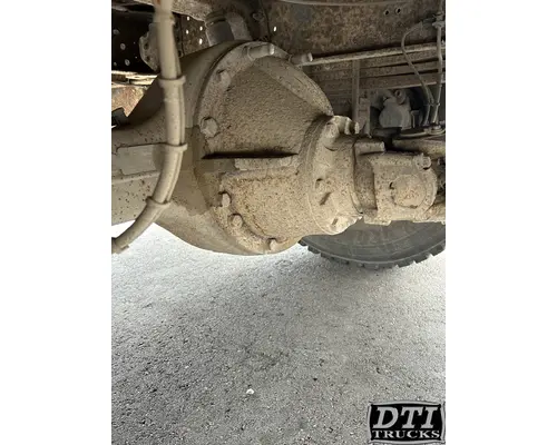 SPICER C6500 Axle Assembly, Rear