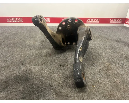 SPICER CASCADIA SpindleKnuckle, Front