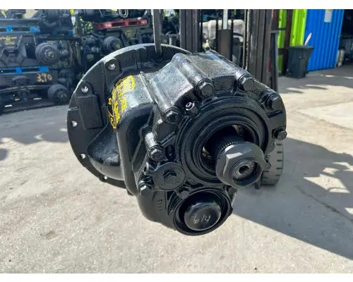 SPICER D23-160 Differential Assembly (Front, Rear)